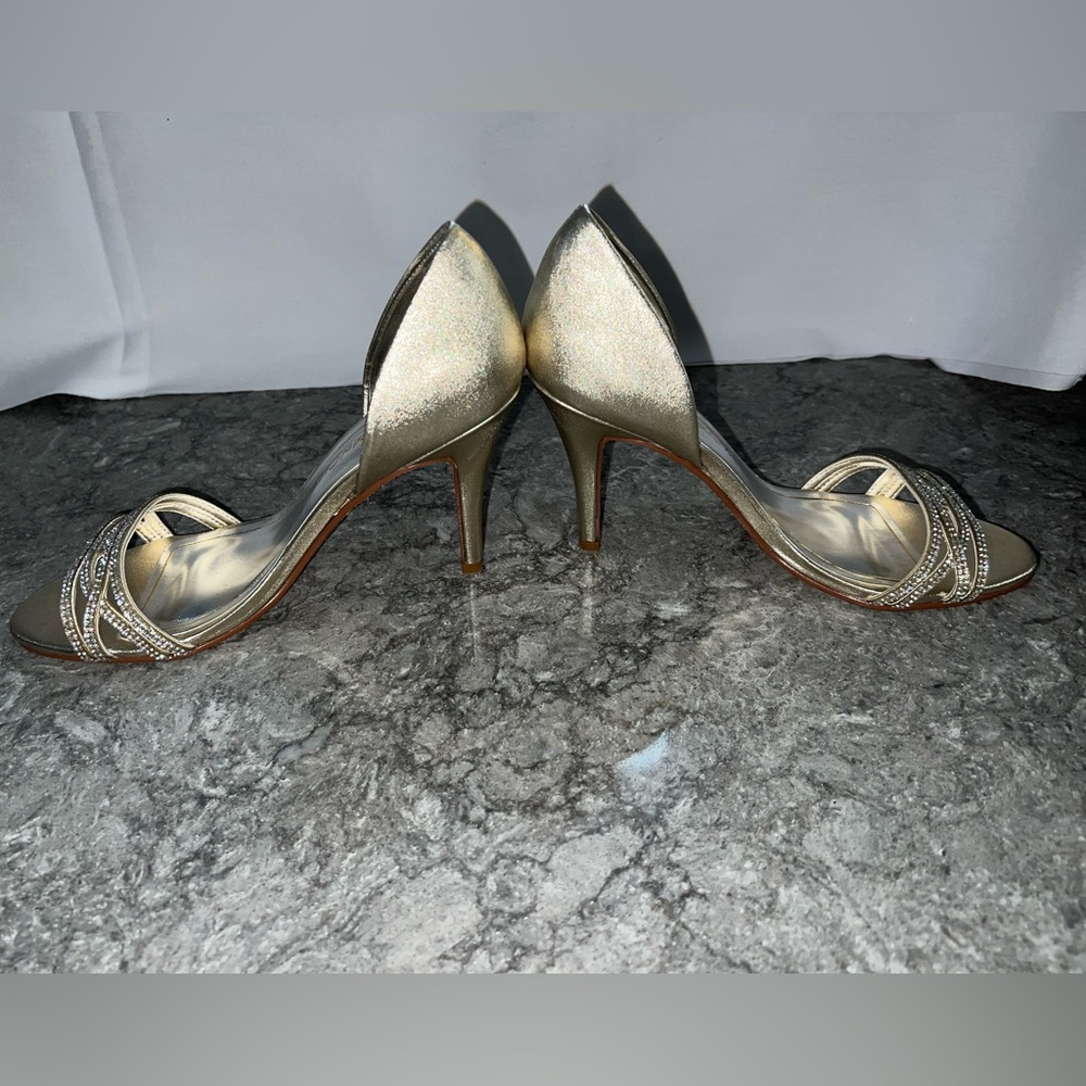 Caparros Gold / silver heels size 8 - Picture 10 of 11